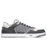 B27 Low-Top Sneaker
